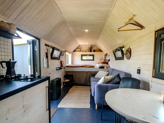Fungujúci glamping biznis za cenu garáže v Bratislave 3