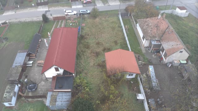 Pozemok 1 618 m² so sieťami, Jelka – Nová cesta 2