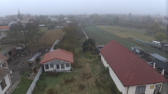 Pozemok 1 618 m² so sieťami, Jelka – Nová cesta 5