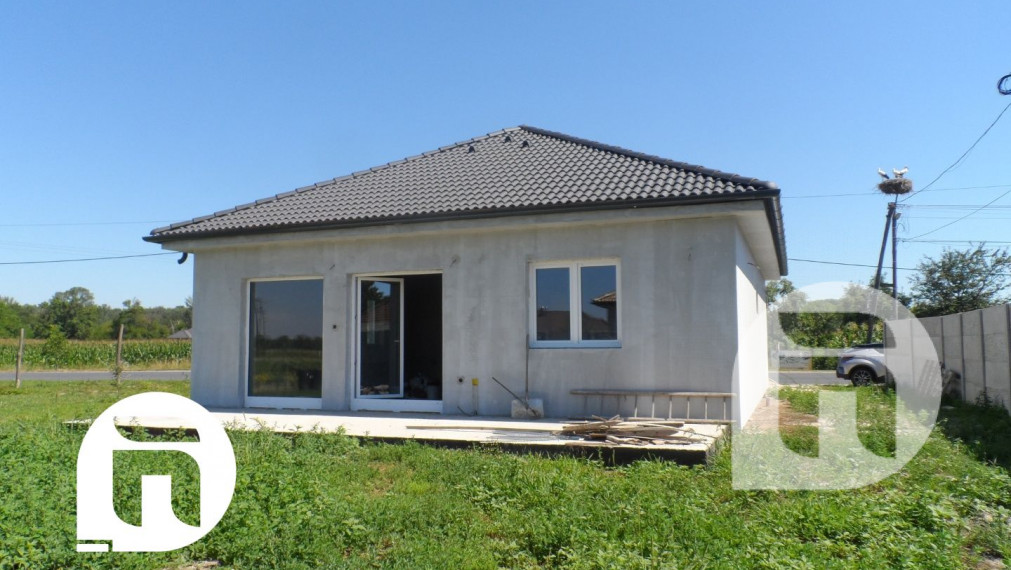 Predaj rodinného domu, 3 izbovej novostavby  v Maďarsku obci Dunakiliti 95m2, cena 145 000 eur ,-