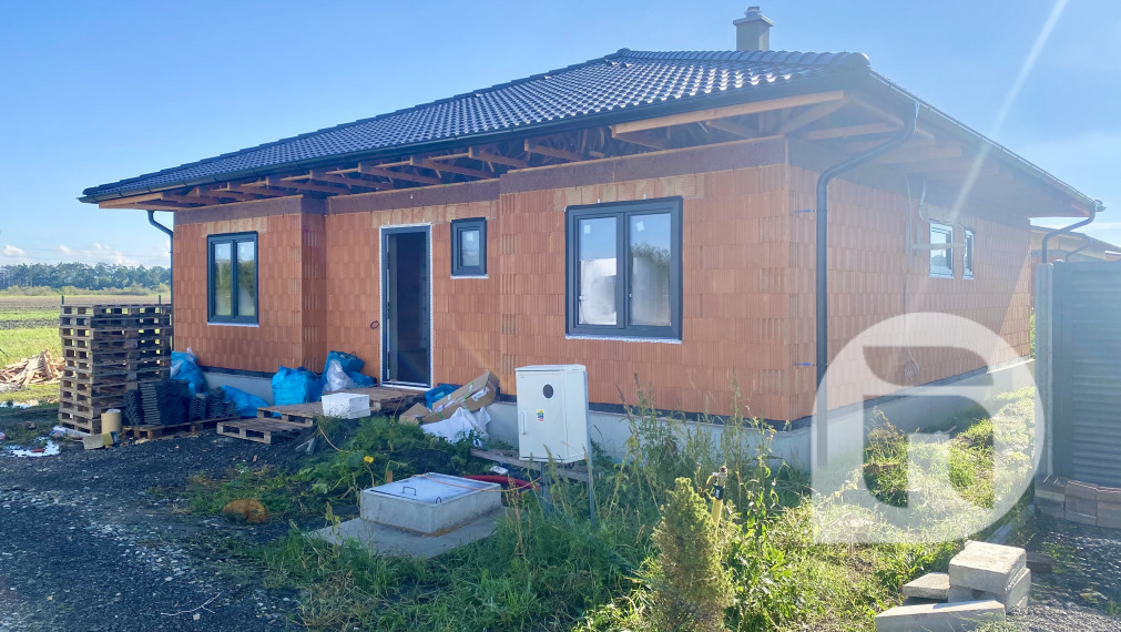 NOVINKA - Predaj novostavby 4 izb. RD bungalov na 600 m2 pozemku