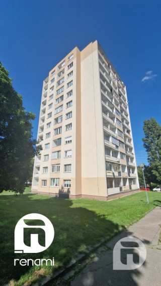 Prenájom 4 izbový byt, Račianská ulica, Bratislava Nové Mesto, 2x loggia, rekonštrukcia 899,- EUR