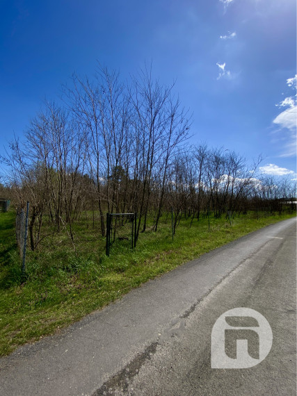 Na predaj pozemok 585 m2 v lokalite Devínske Jazero - Bratislava