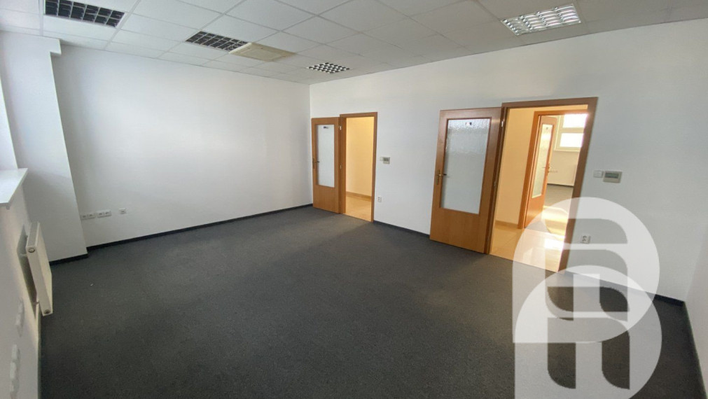 Prenájom kancelárskych priestorov Hraničná 18 Bratislava Ružinov od 9,05€ / m2