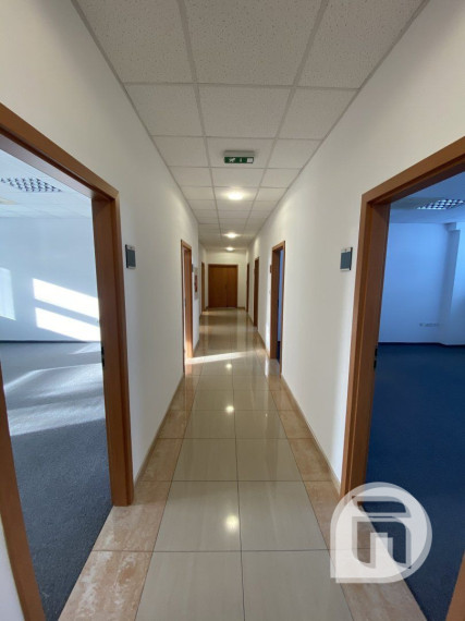 Prenájom kancelárskych priestorov Hraničná 18 Bratislava Ružinov od 9,05€ / m2