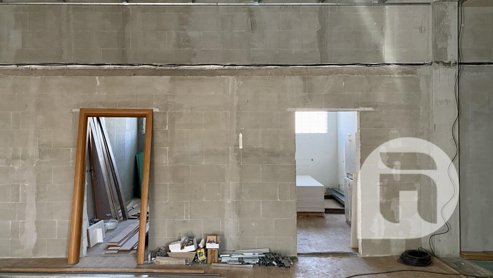 ZNÍŽENIE CENY - Predaj skladových priestorov a zastrešených plôch v lokalite obce Gajary v priemyselnej zóne „Textilka“ len 10 minút od Malaciek