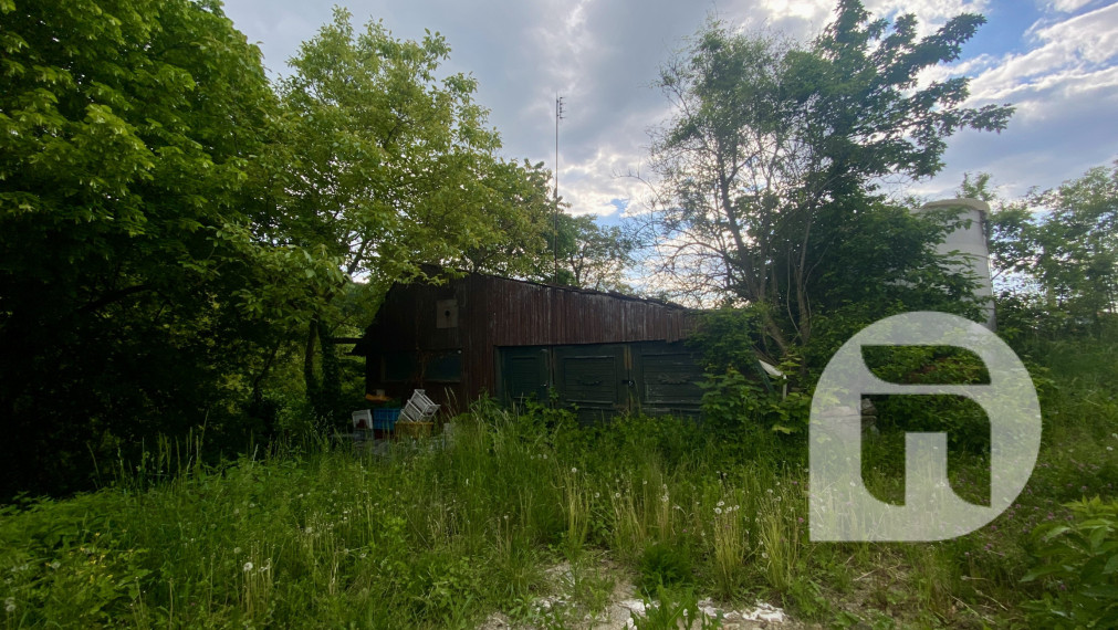 Predaj stavebného pozemku 1583m2 v obci Pernek na Záhorí