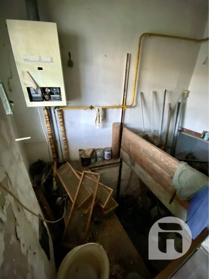 Predstavujeme Vám na predaj starší 3- izbový rodinný dom v obci Lozorno so záhradou - Veterná ulica