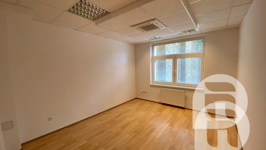 Prenájom exkluzívnych administratívnych priestorov Bratislava Koliba - Hlavná ul. + parking
