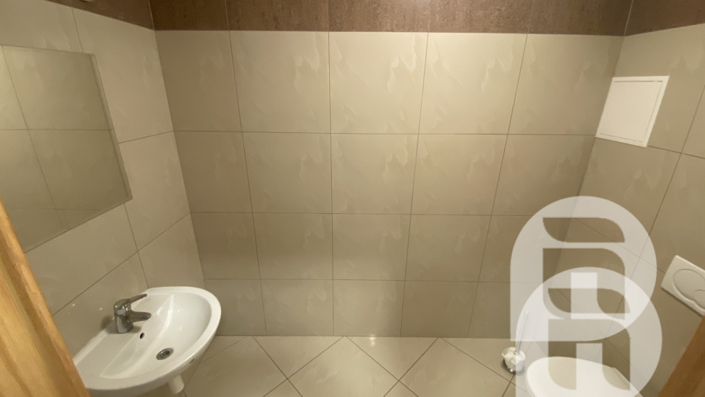 Prenájom exkluzívnych administratívnych priestorov Bratislava Koliba - Hlavná ul. + parking