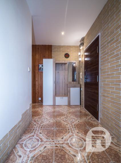 Svetlý 3-izbový byt s loggiou, 12/12 poschodie, Senec – Jesenského