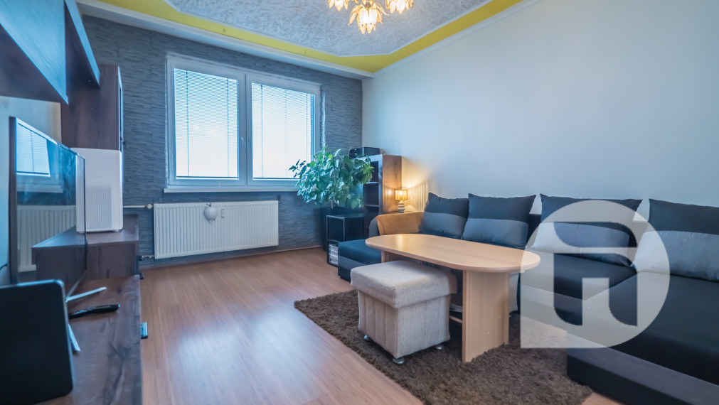 Svetlý 3-izbový byt s loggiou, 12/12 poschodie, Senec – Jesenského