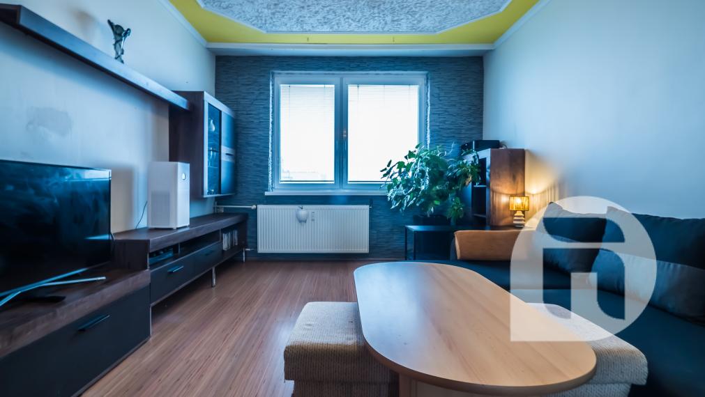 Svetlý 3-izbový byt s loggiou, 12/12 poschodie, Senec – Jesenského