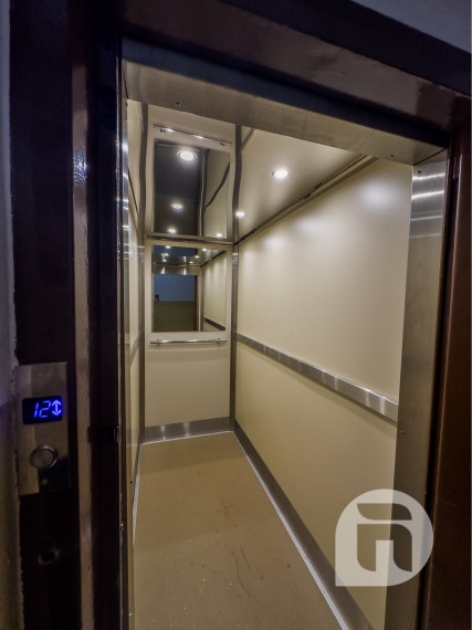 Svetlý 3-izbový byt s loggiou, 12/12 poschodie, Senec – Jesenského