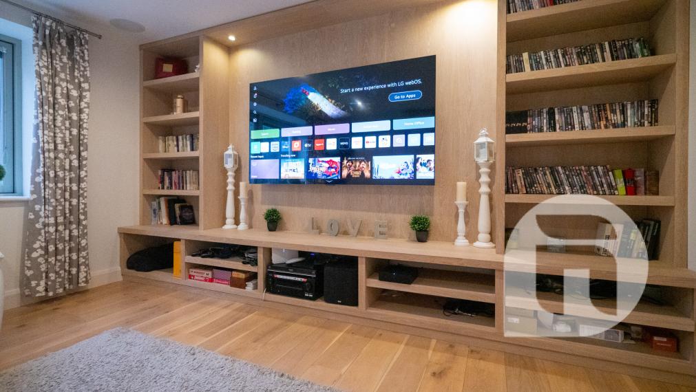 Dom s výhodami rezortu: bazén, vírivka, lounge bar a 7 izieb – Vinodol, Nitra