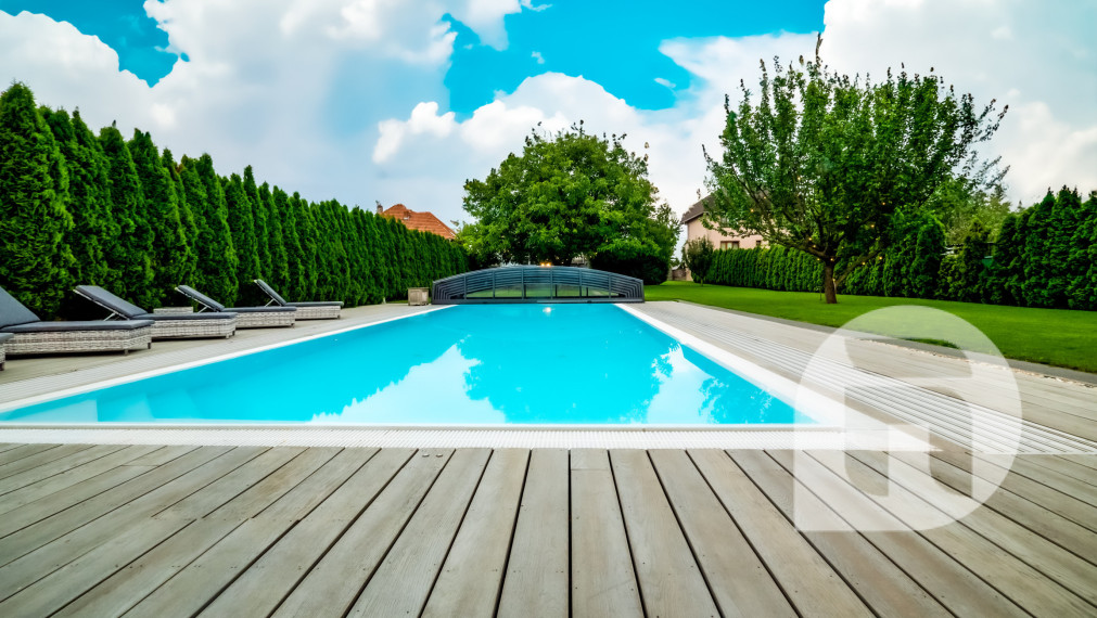 Dom s výhodami rezortu: bazén, vírivka, lounge bar a 7 izieb – Vinodol, Nitra