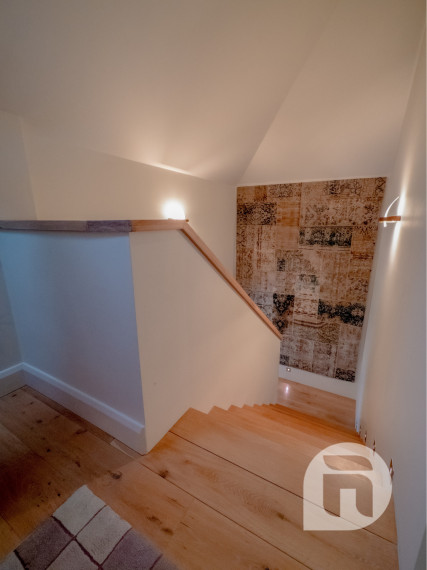 Dom s výhodami rezortu: bazén, vírivka, lounge bar a 7 izieb – Vinodol, Nitra