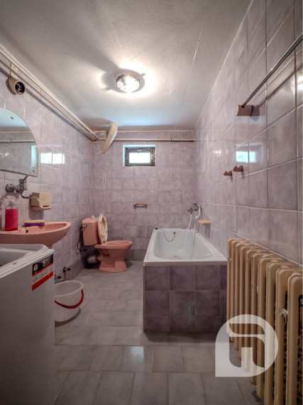 7-izbový dom Vrakuňa – bývanie aj podnikanie v jednom