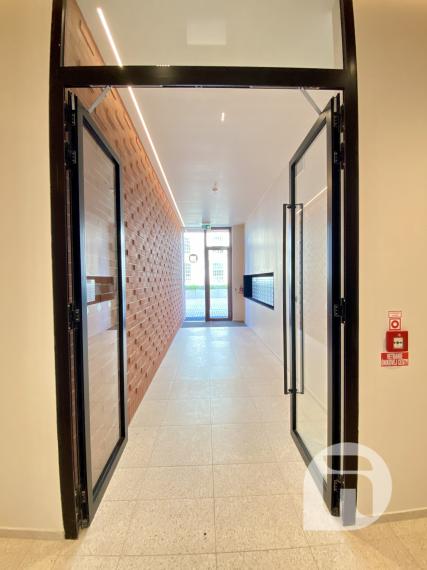 Predstavujeme Vám na #predaj #moderný 2-izbový #byt na Svätoplukovej ulici v mestskej časti Mlynské Nivy - #Bratislava. Byt o výmere 52,35 m2 + 5m2 balkón a pivnicou v osobnom vlastníctve v novostavbe projektu ZWIRN 3.