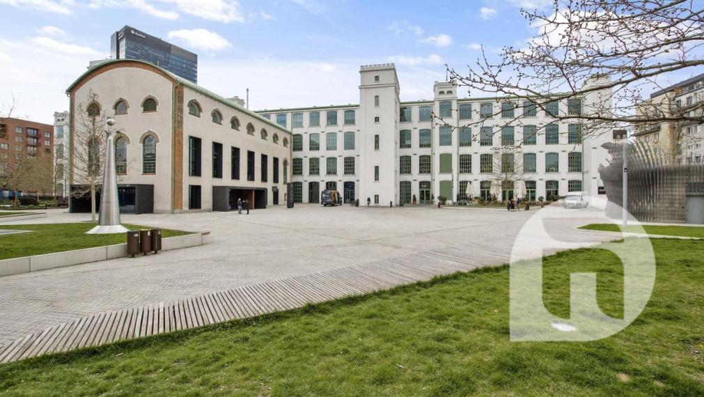 Predstavujeme Vám na #predaj #moderný 2-izbový #byt na Svätoplukovej ulici v mestskej časti Mlynské Nivy - #Bratislava. Byt o výmere 52,35 m2 + 5m2 balkón a pivnicou v osobnom vlastníctve v novostavbe projektu ZWIRN 3.