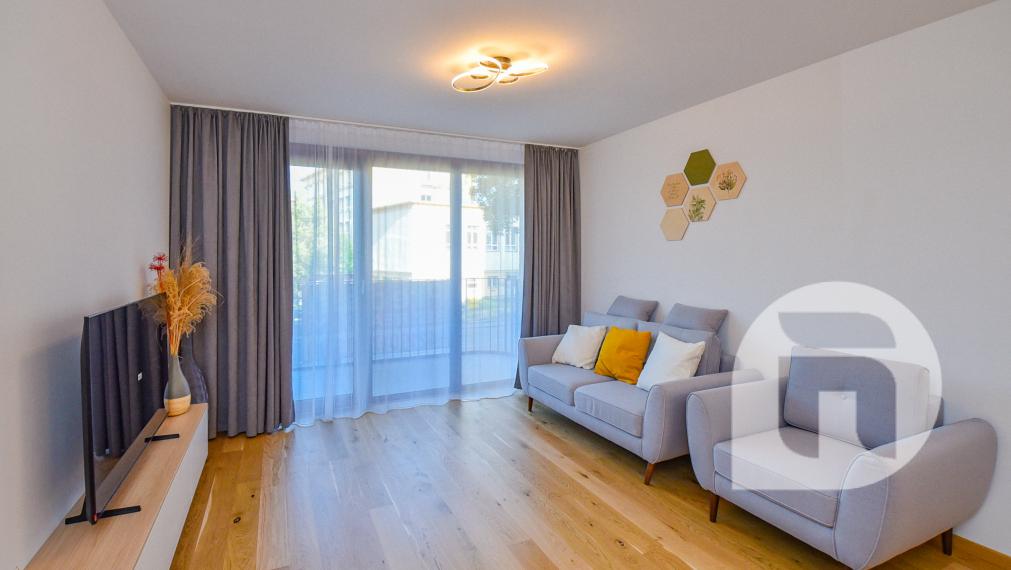 #Predaj 2-izb. bytu s balkónom a zariadením v ZWIRN3 BA Nivy