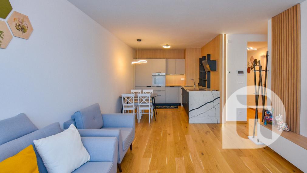 #Predaj 2-izb. bytu s balkónom a zariadením v ZWIRN3 BA Nivy