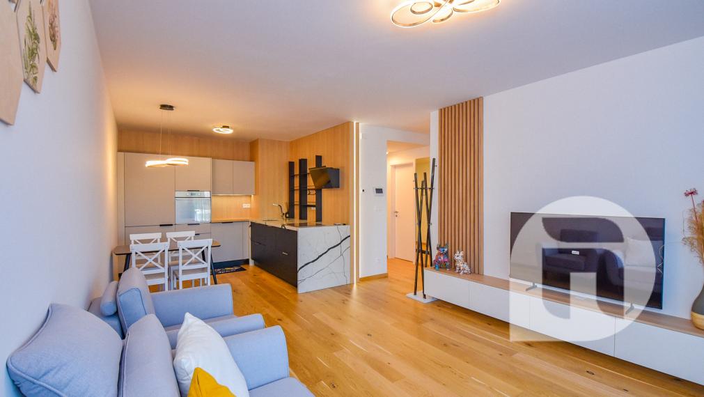 #Predaj 2-izb. bytu s balkónom a zariadením v ZWIRN3 BA Nivy