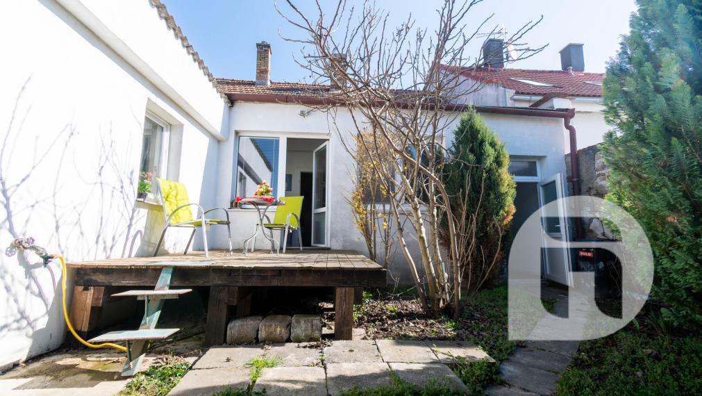 NOVINKA - 3.izb RODINNÝ DOM S VEĽKÝM POZEMKOM RAJKA - MAĎARSKO