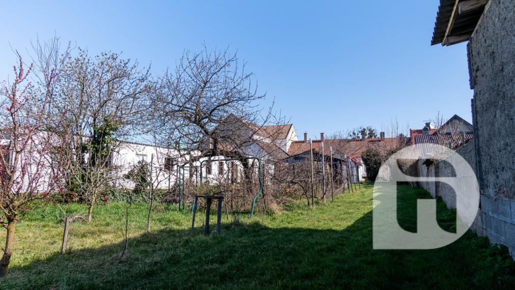 NOVINKA - 3.izb RODINNÝ DOM S VEĽKÝM POZEMKOM RAJKA - MAĎARSKO