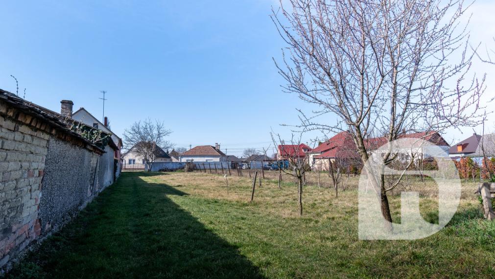 NOVINKA - 3.izb RODINNÝ DOM S VEĽKÝM POZEMKOM RAJKA - MAĎARSKO