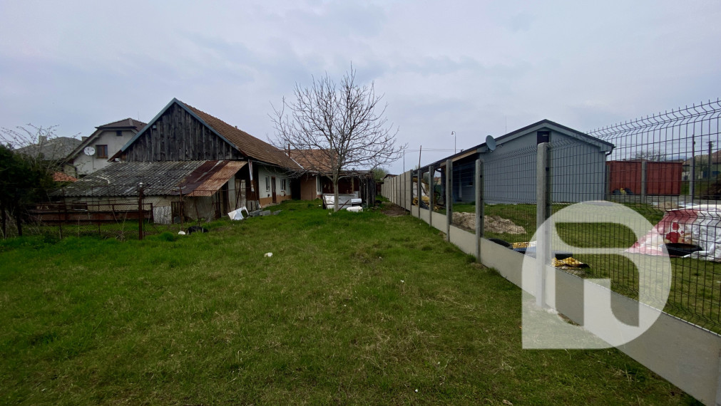 Nová cena - Predaj 4 izbový rodinný dom s pozemkom 2906 m2 v Kuchyni