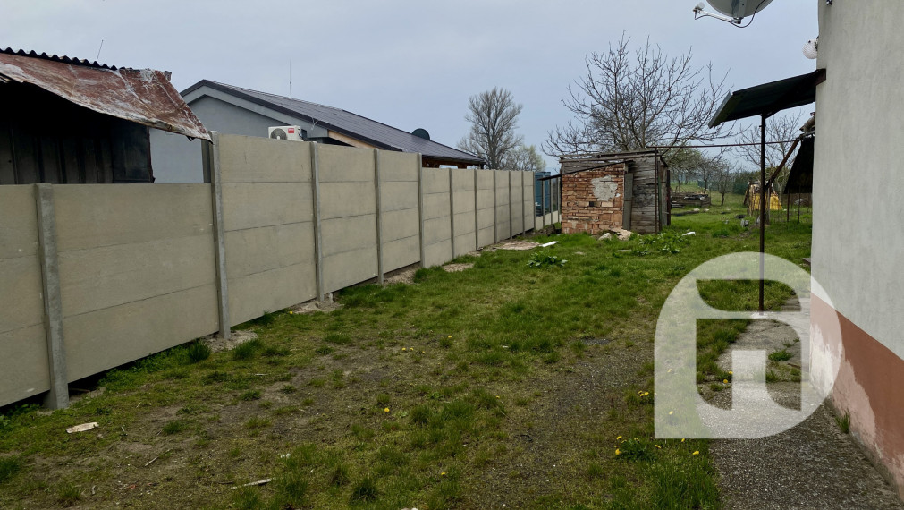 Nová cena - Predaj 4 izbový rodinný dom s pozemkom 2906 m2 v Kuchyni