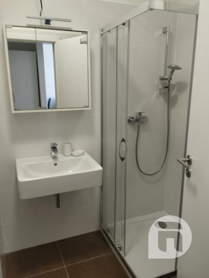 Prenájom 2 izbového bytu s terasou a parkingom - plne zariadený k okamžitému nasťahovaniu Slnečnice BA #ForRent