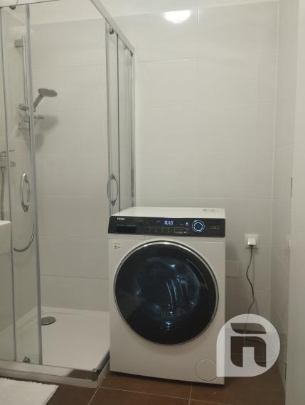 Prenájom 2 izbového bytu s terasou a parkingom - plne zariadený k okamžitému nasťahovaniu Slnečnice BA #ForRent