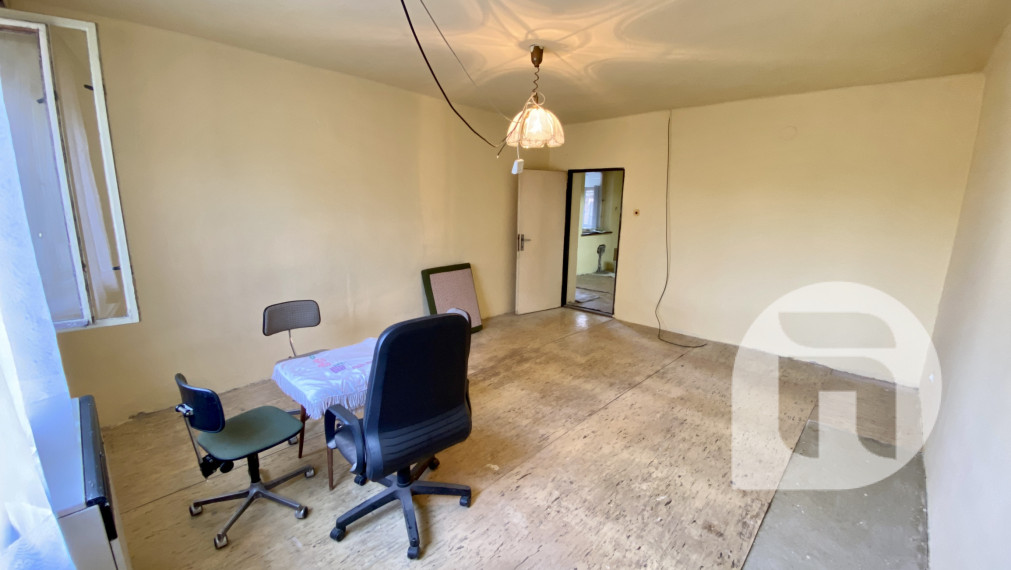 Nová cena - Predaj 4 izbový rodinný dom s pozemkom 2906 m2 v Kuchyni