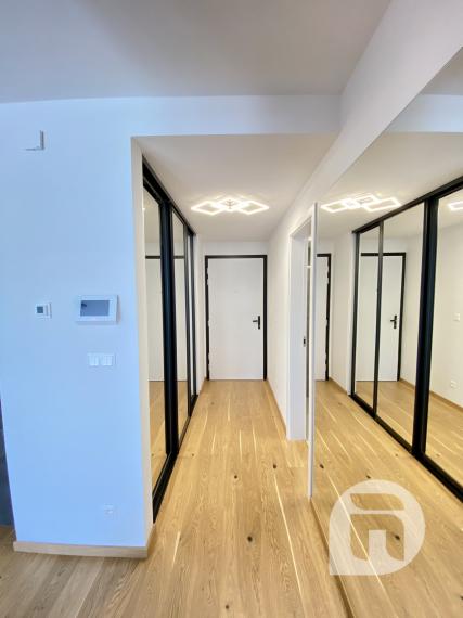 #Predaj moderného 2 izbového bytu v novostavbe ZWIRN3 + balkón + komplet zariadenie