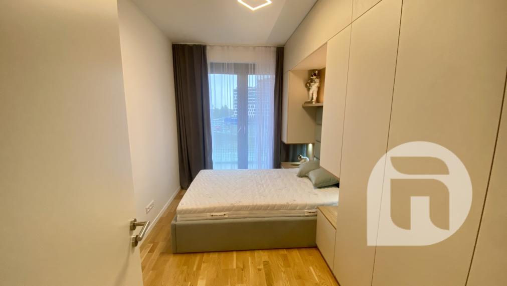 #Predaj #moderný 3 - izbový #byt na Bottovej ulici v mestskej časti Mlynské Nivy - #Bratislava. Byt o výmere 74,6 m2 + 2 balkóny o výmerách 2,63 m2 v OS v novostavbe METROPOLIS – centrum Downtownu