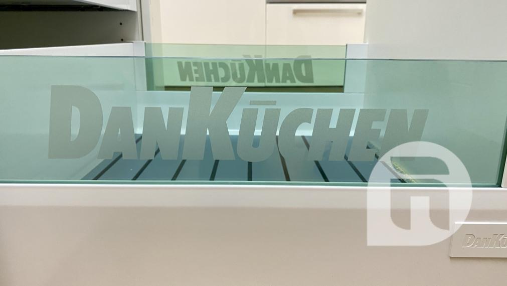 #Predaj #moderný 3 - izbový #byt na Bottovej ulici v mestskej časti Mlynské Nivy - #Bratislava. Byt o výmere 74,6 m2 + 2 balkóny o výmerách 2,63 m2 v OS v novostavbe METROPOLIS – centrum Downtownu