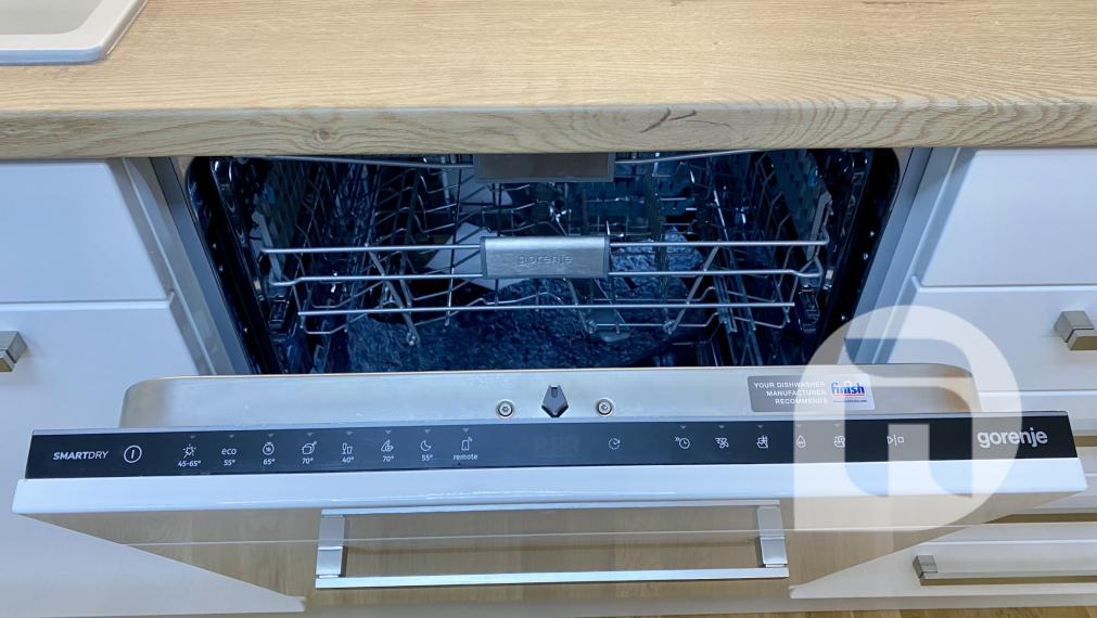 #Predaj #moderný 3 - izbový #byt na Bottovej ulici v mestskej časti Mlynské Nivy - #Bratislava. Byt o výmere 74,6 m2 + 2 balkóny o výmerách 2,63 m2 v OS v novostavbe METROPOLIS – centrum Downtownu