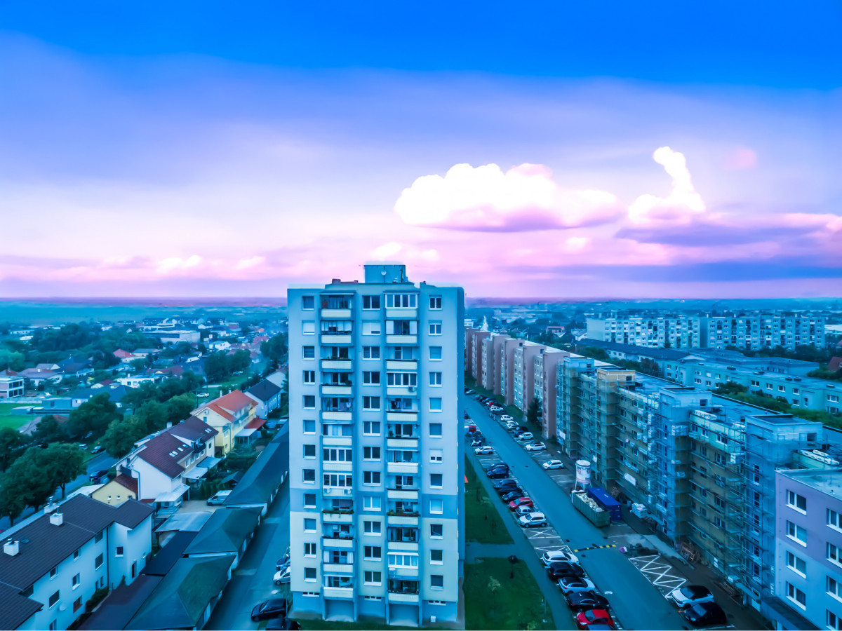 Svetlý 3-izbový byt s loggiou, 12/12 poschodie, Senec – Jesenského