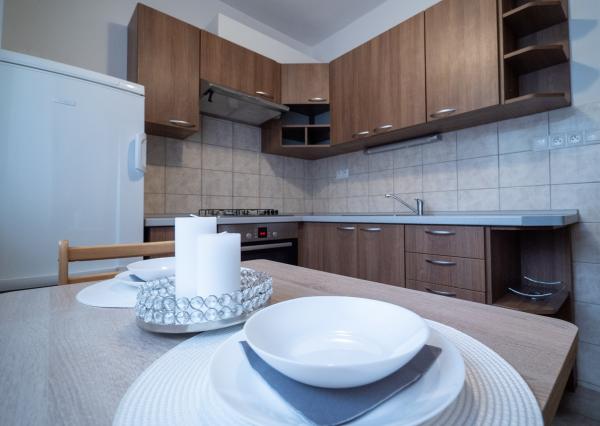 Rezervované!!! Ružinov, Trávniky, priestranný 2 izbový byt za bezkonkurenčnú cenu