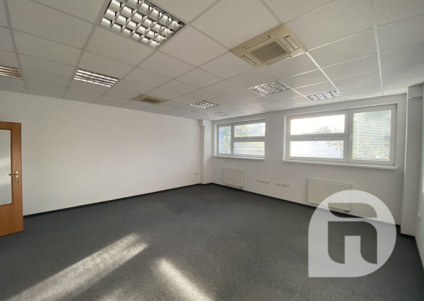 Prenájom kancelárskych priestorov Hraničná 18 Bratislava Ružinov od 9,05€ / m2