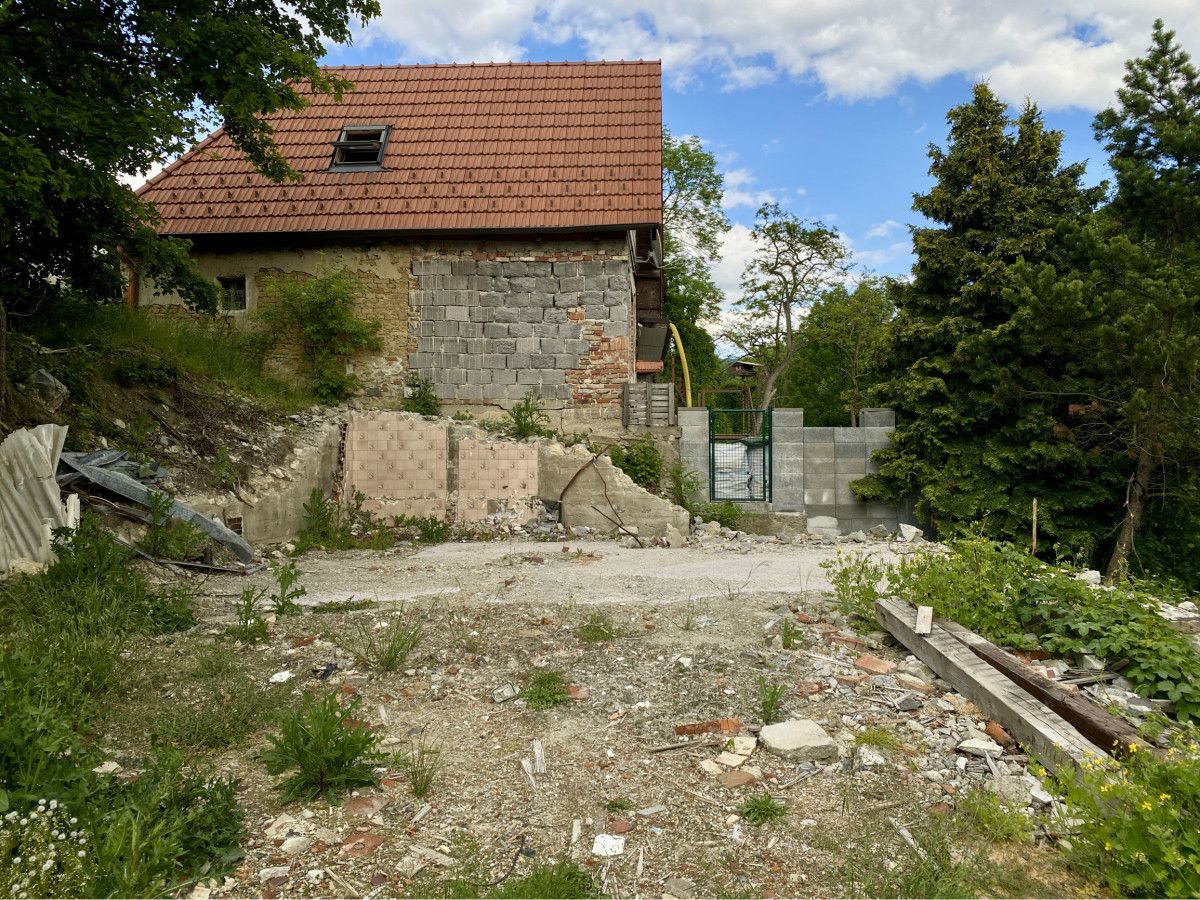 Predaj stavebného pozemku 1583m2 v obci Pernek na Záhorí 5